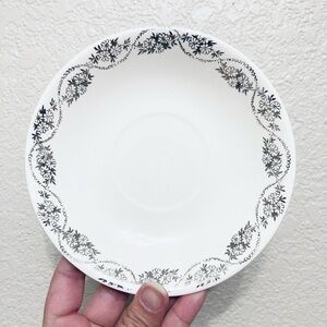 Set of 7 Vtg Stetson 22k gold plated floral pattern white porcelain 6” plates